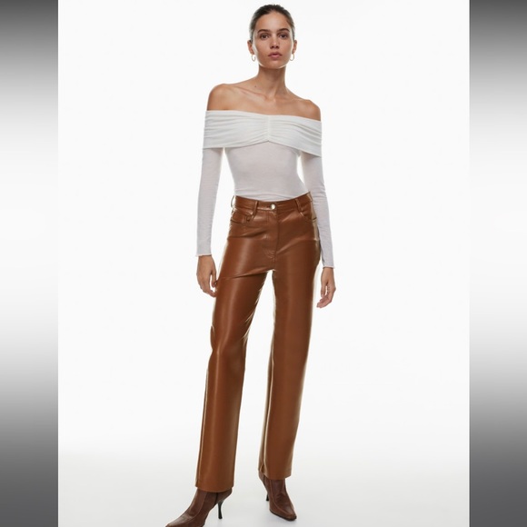 The Wilfred Melina Pant in Cognac 
Size 4 
Lightly worn in great condition - Picture 4 of 4